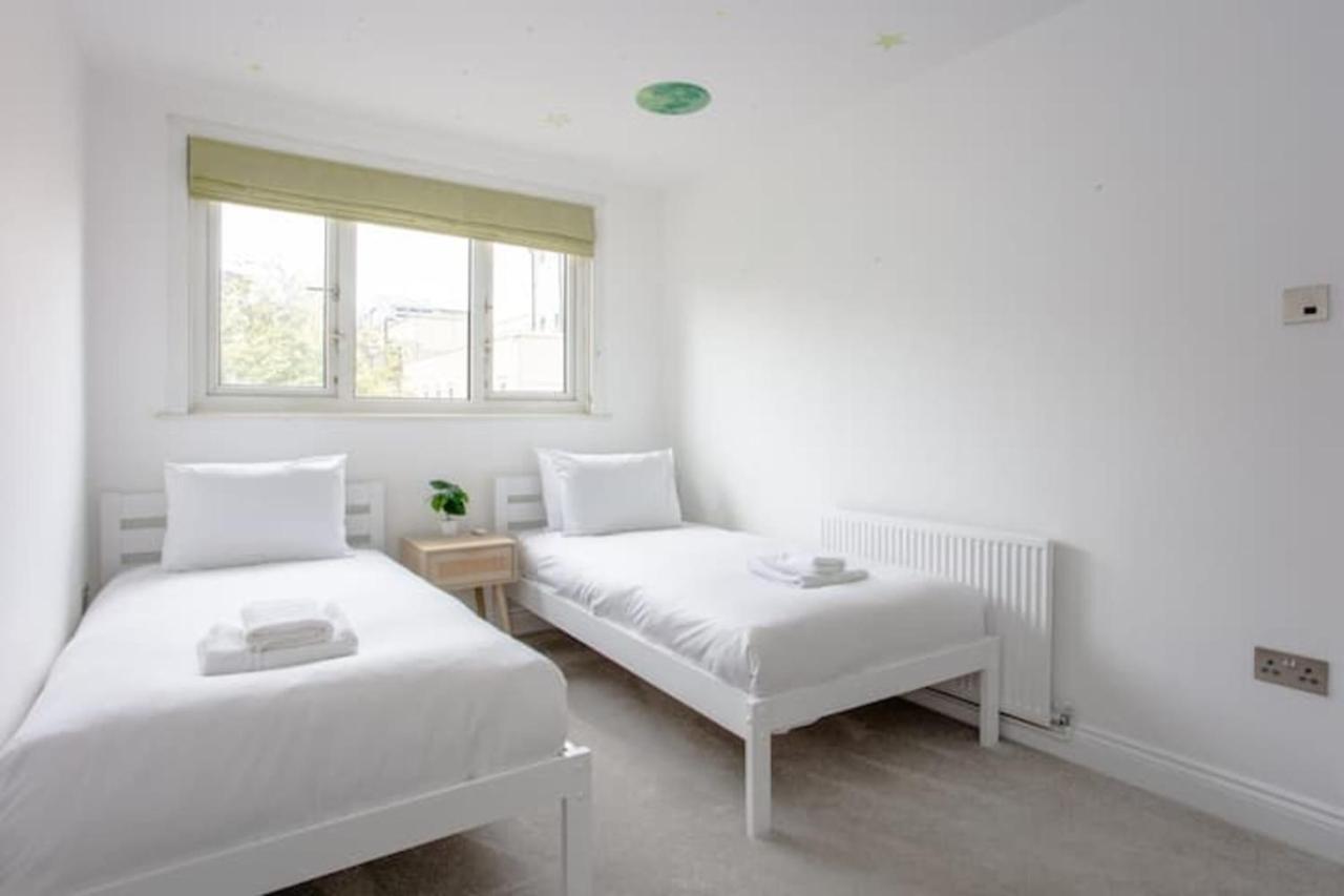 Spacious 3 Bedroom With Large Balcony Appartamento